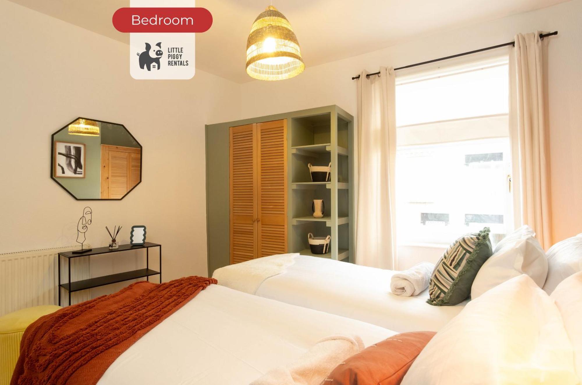 2 Bedroom Apartment By Littlepiggyrentals Short Lets & Serviced Accommodation Leicester With Wi-Fi, Free Parking & Outdoor Area 部屋 写真