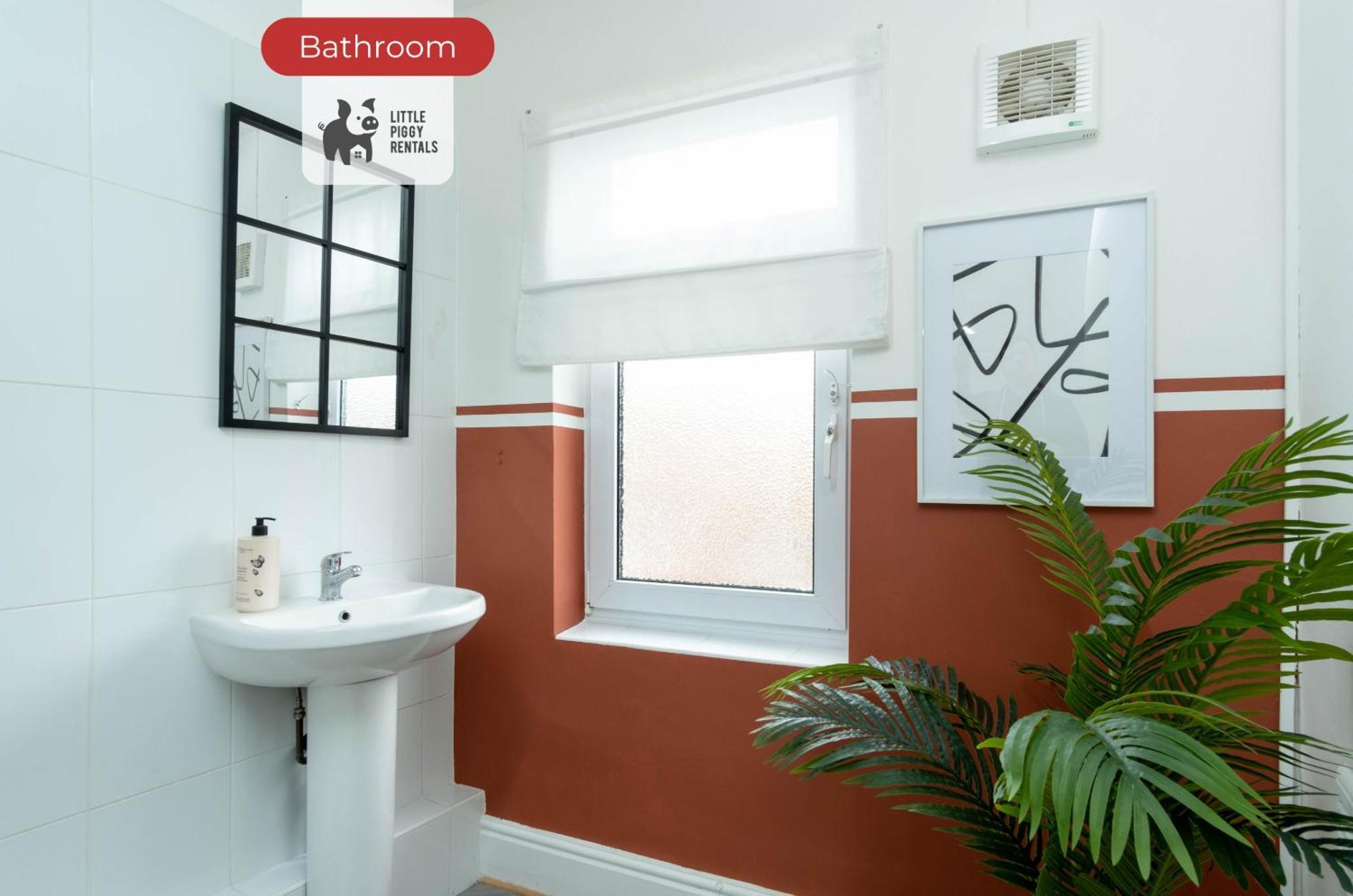 2 Bedroom Apartment By Littlepiggyrentals Short Lets & Serviced Accommodation Leicester With Wi-Fi, Free Parking & Outdoor Area 部屋 写真