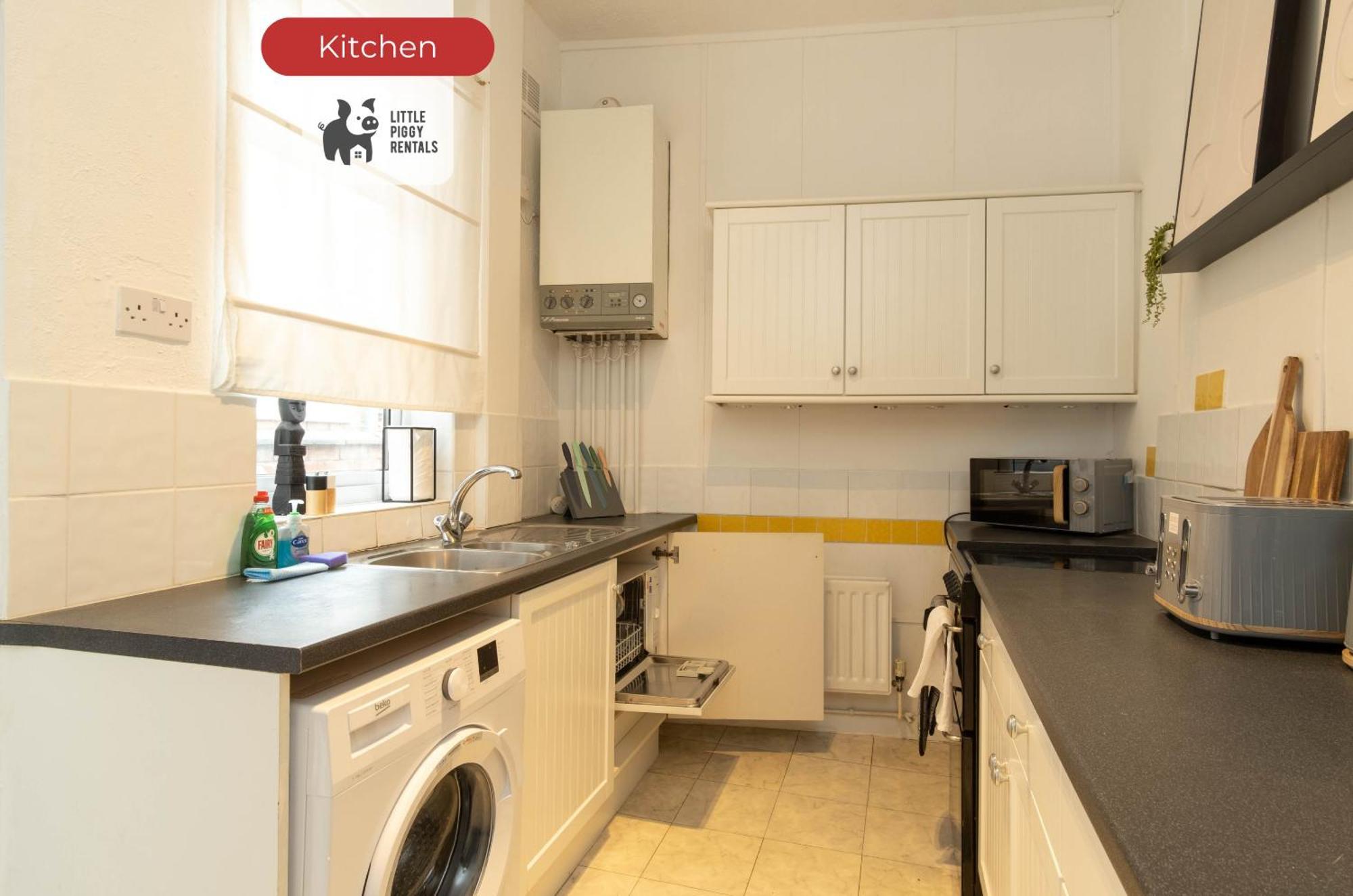 2 Bedroom Apartment By Littlepiggyrentals Short Lets & Serviced Accommodation Leicester With Wi-Fi, Free Parking & Outdoor Area 部屋 写真